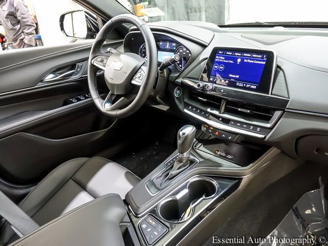 Used 2025 Cadillac CT4 Luxury image 22
