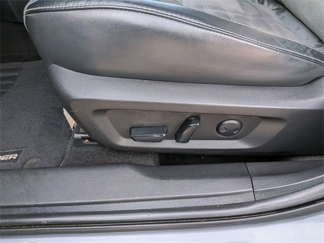 Used 2022 Mitsubishi Outlander SE image 15