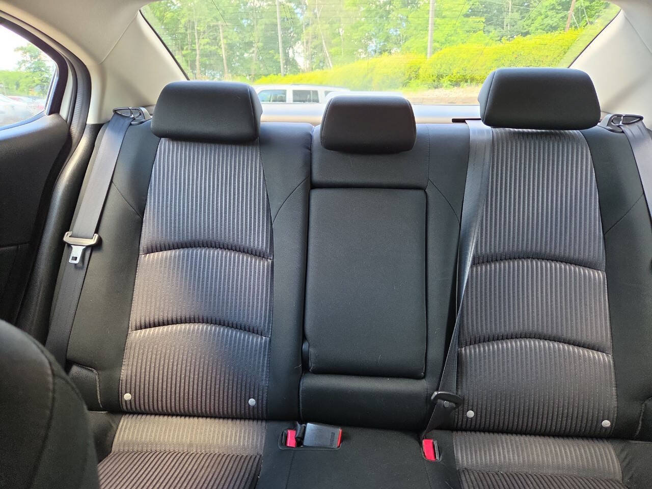 Used 2014 MAZDA MAZDA3 i Touring FWD image 25