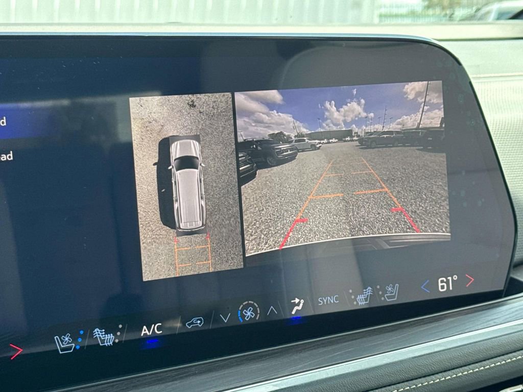 New 2026 Chevrolet Suburban Premier RWD image 27