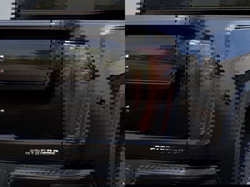 New 2026 GMC Sierra 2500 Denali w/ Denali Reserve Package image 11