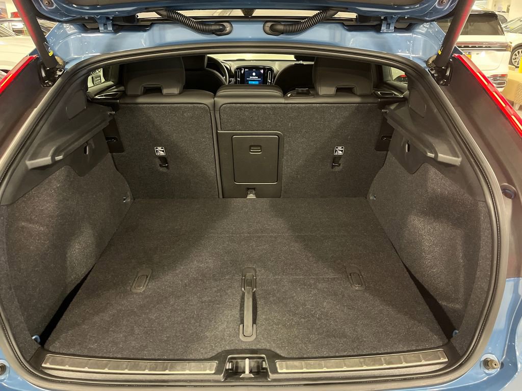 Certified 2023 Volvo C40 P8 Recharge Ultimate AWD/4WD image 25
