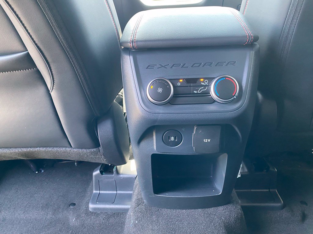 New 2026 Ford Explorer ST-Line RWD image 31