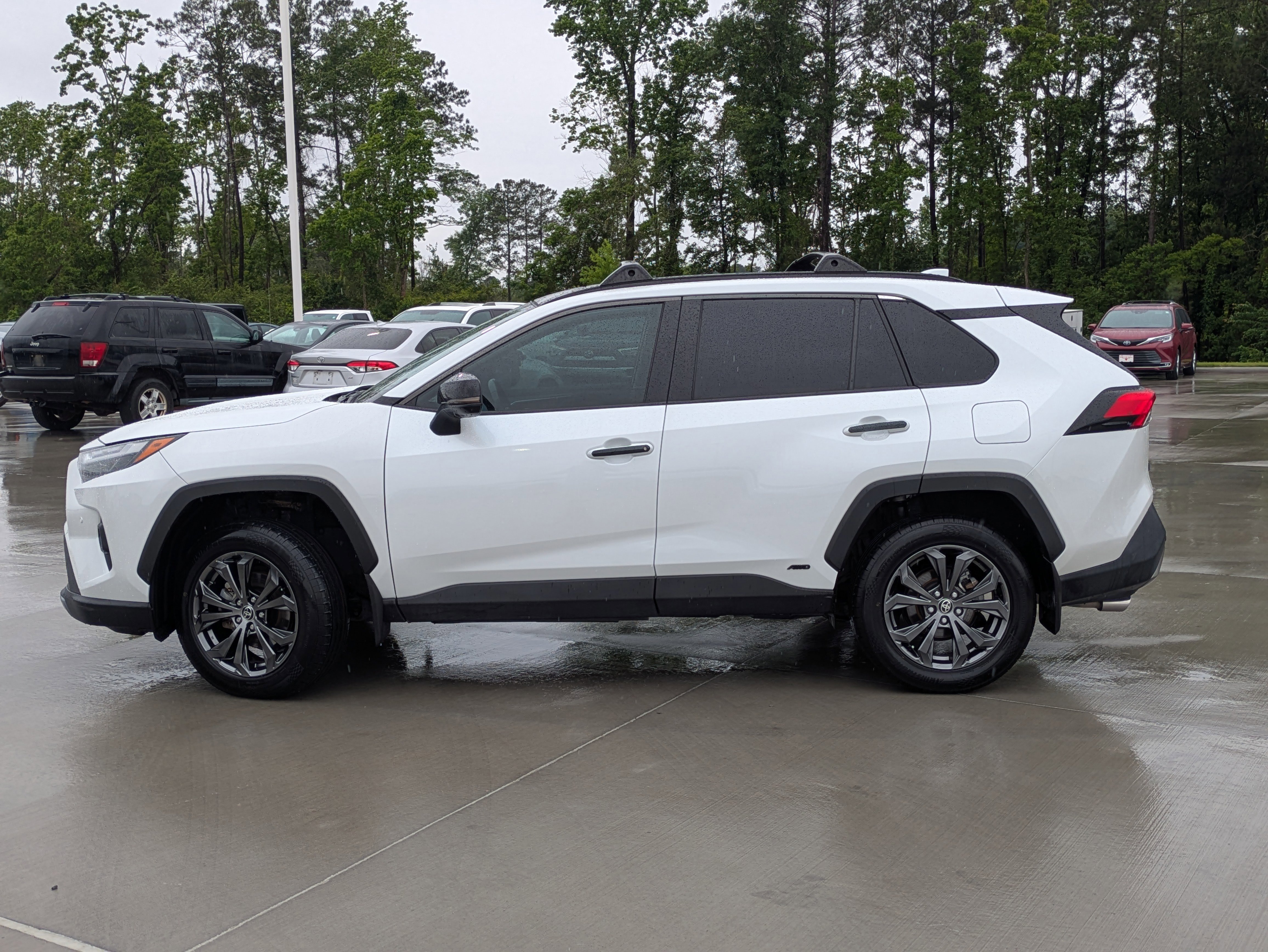 Used 2024 Toyota RAV4 Limited w/ Advanced Technology Package AWD/4WD image 2
