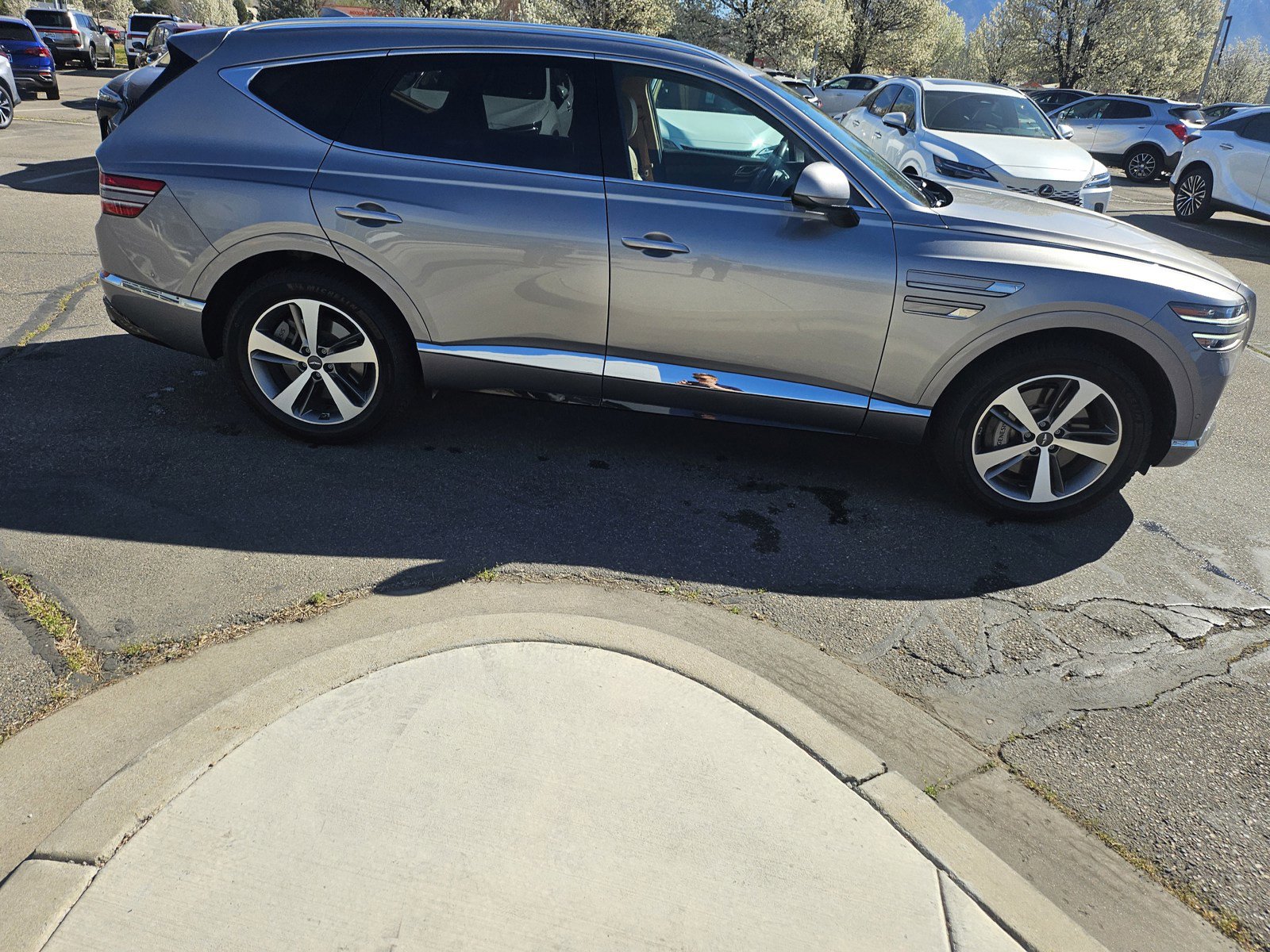 Used 2024 Genesis GV80 3.5T image 4