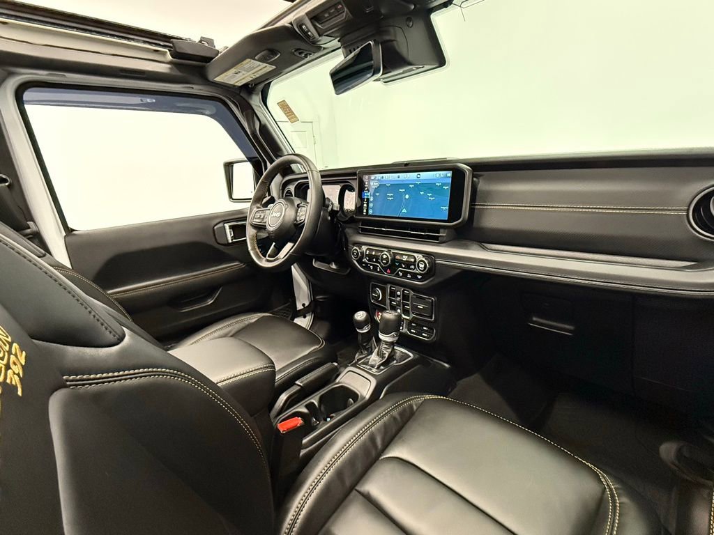 Used 2025 Jeep Wrangler Unlimited Rubicon 392 image 35
