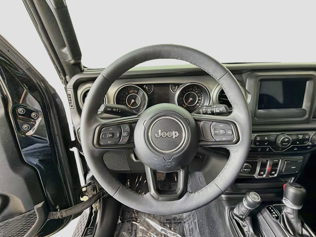 Used 2023 Jeep Wrangler Sport AWD/4WD image 29
