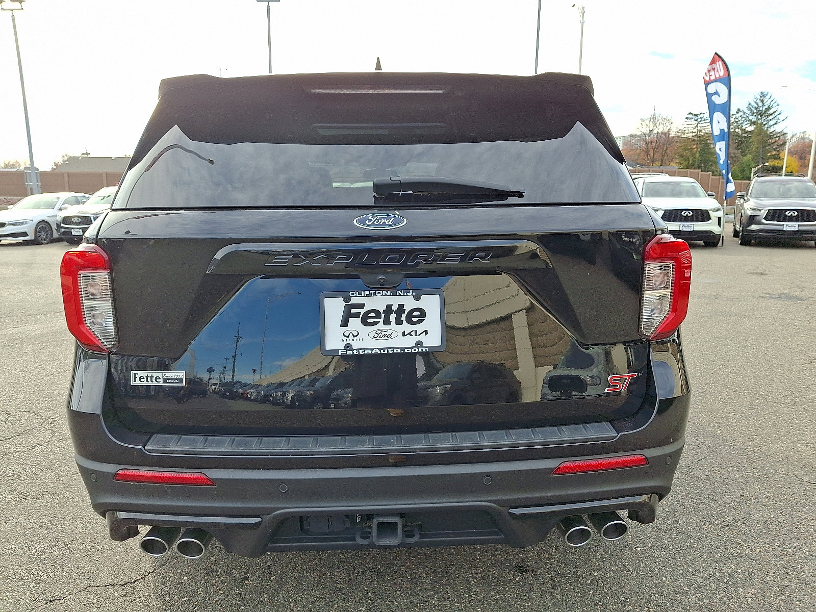 Certified 2023 Ford Explorer ST w/ Equipment Group 401A image 5