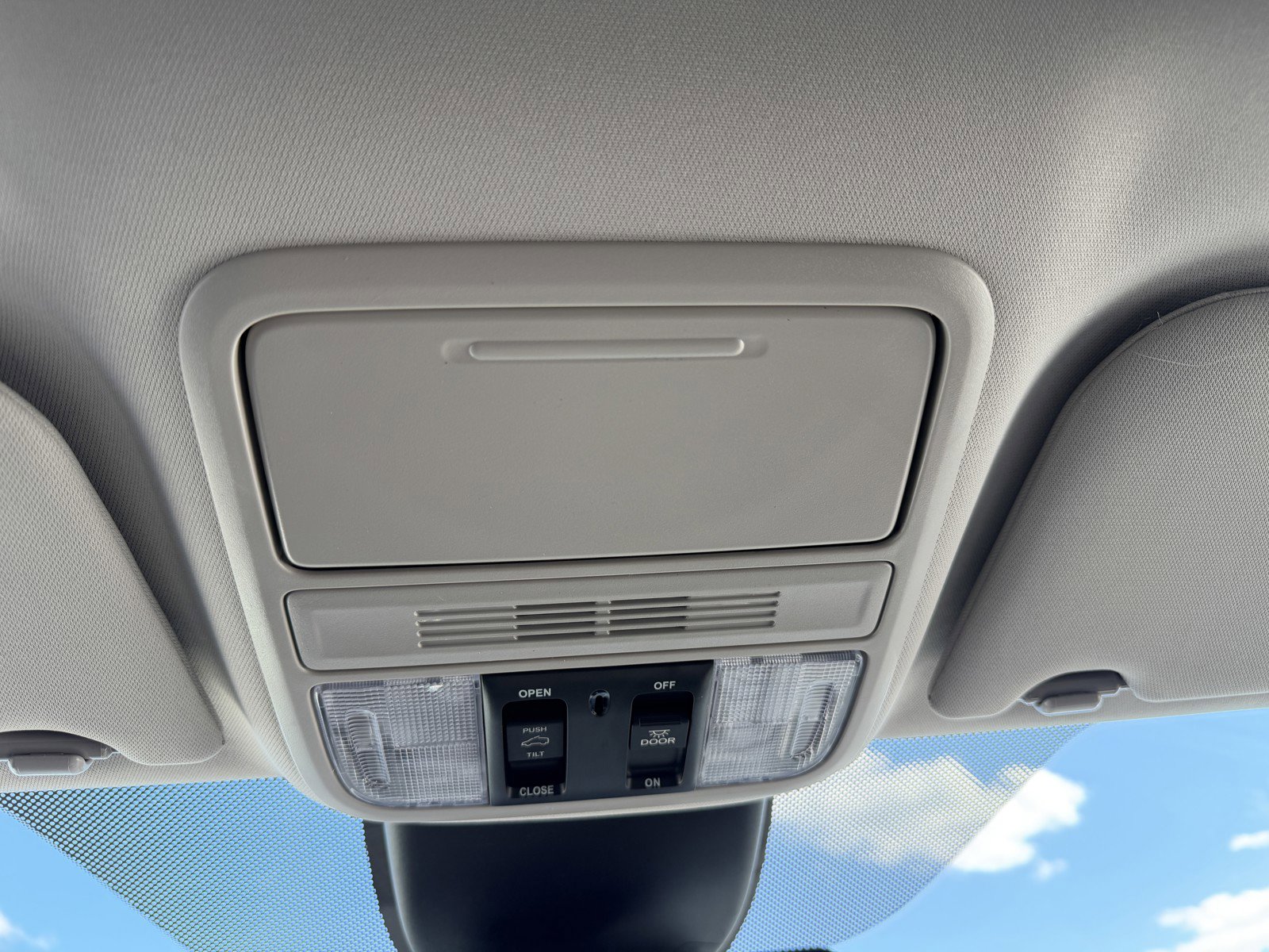 New 2026 Honda Odyssey Elite image 44