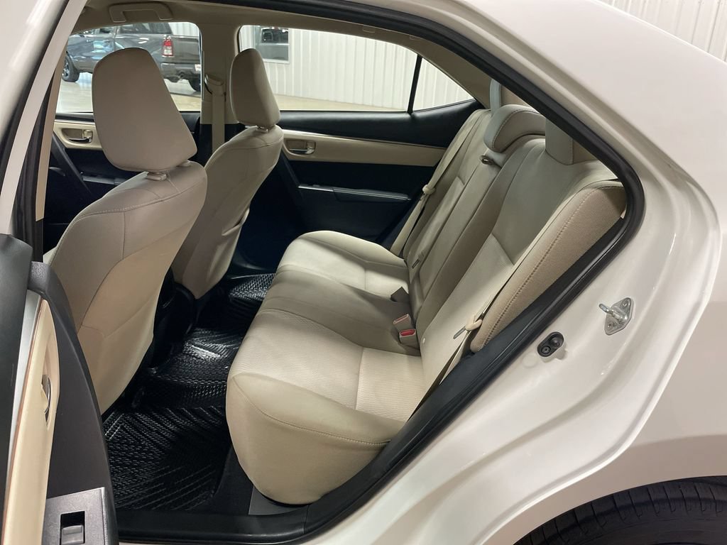 Used 2016 Toyota Corolla LE FWD image 21