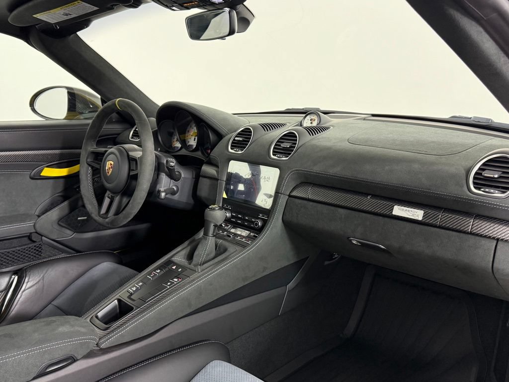 Certified 2024 Porsche 718 Boxster Spyder RS RWD image 21