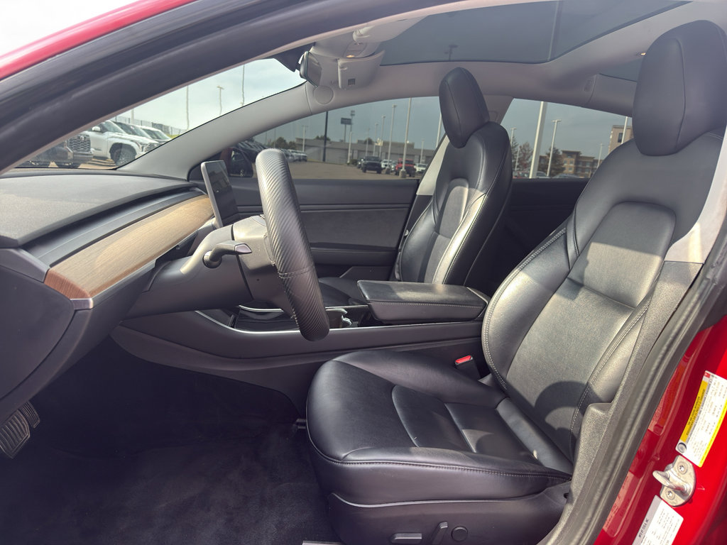 Used 2019 Tesla Model 3 Long Range AWD/4WD image 10