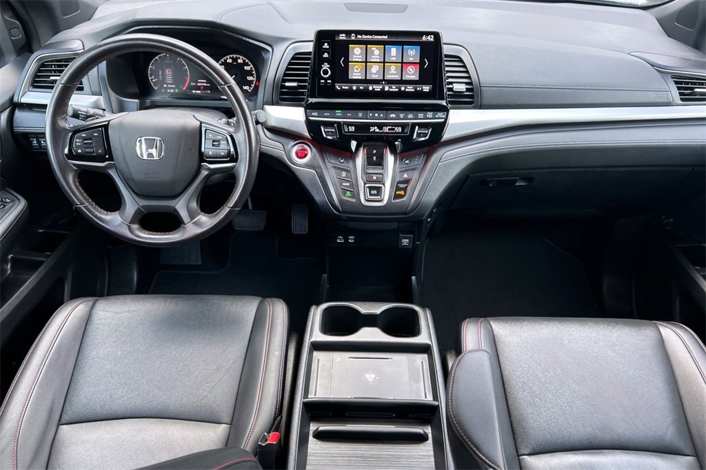 Used 2025 Honda Odyssey Sport-L image 15