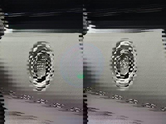 Certified 2024 Cadillac Escalade Premium Luxury Platinum image 18