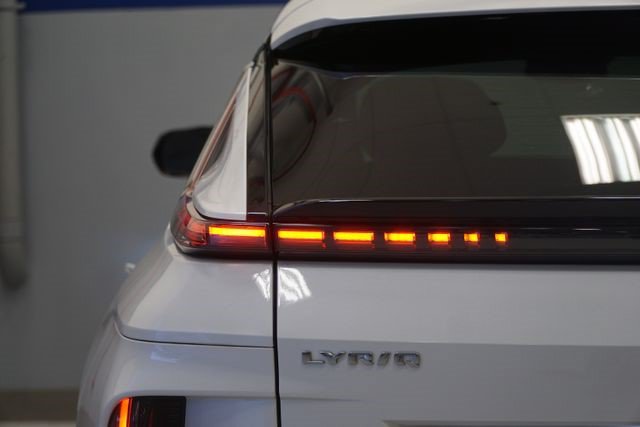 Certified 2024 Cadillac Lyriq Sport AWD/4WD image 4