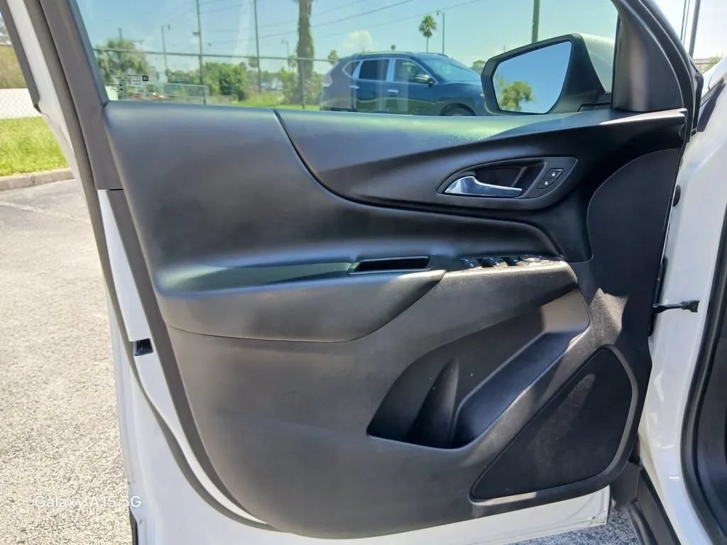 Used 2021 Chevrolet Equinox LT FWD image 10