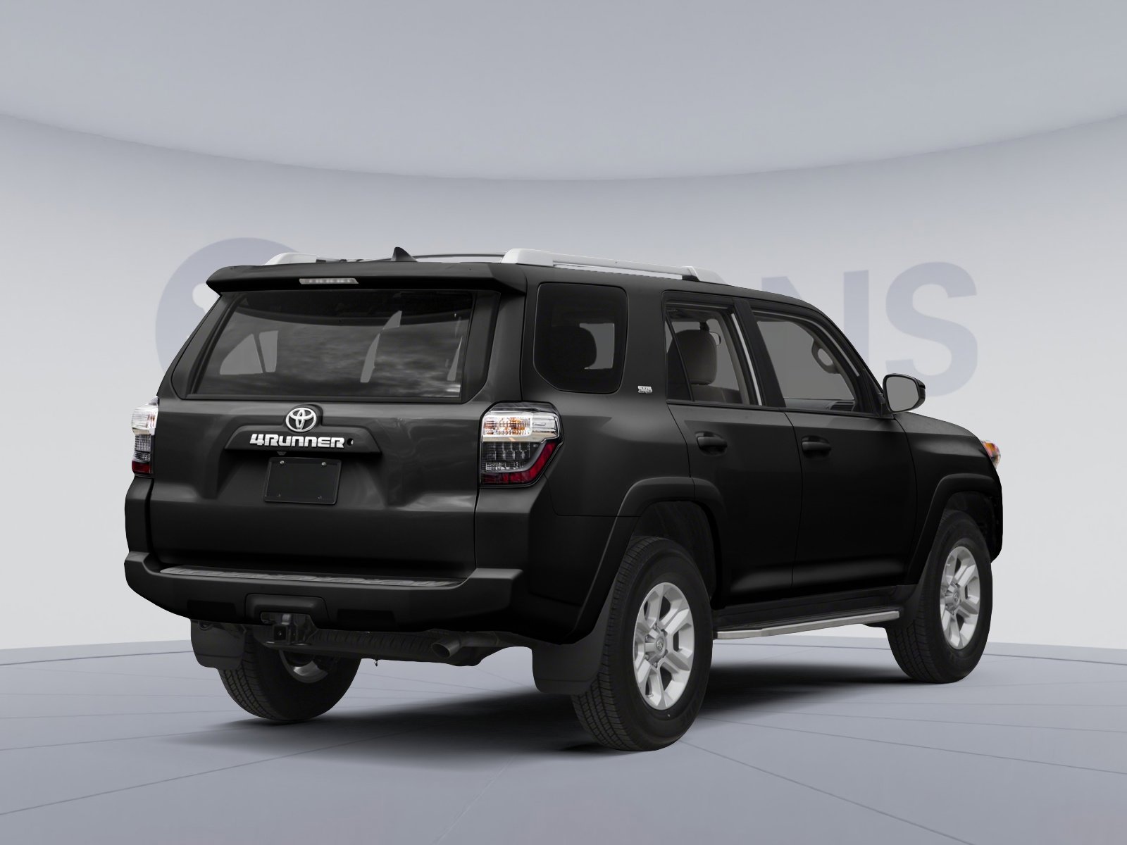 Used 2017 Toyota 4Runner SR5 AWD/4WD image 2