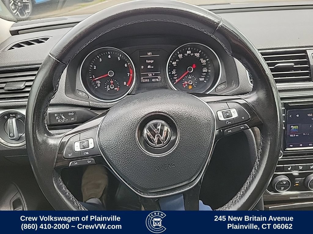 Used 2018 Volkswagen Passat 2.0T SE FWD image 4