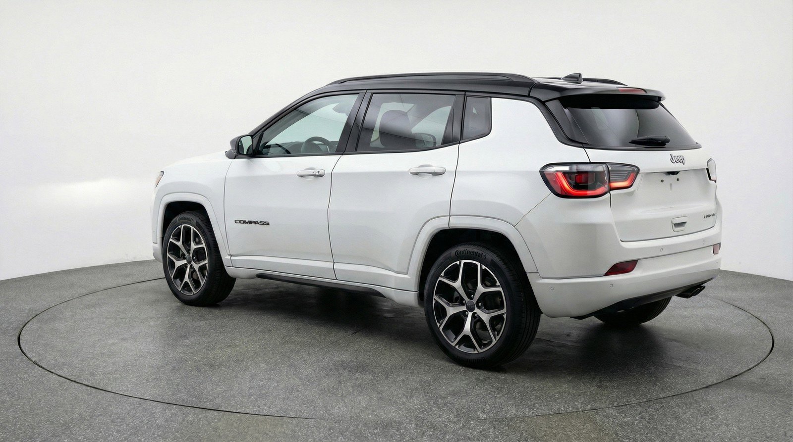 Used 2025 Jeep Compass Limited AWD/4WD image 6
