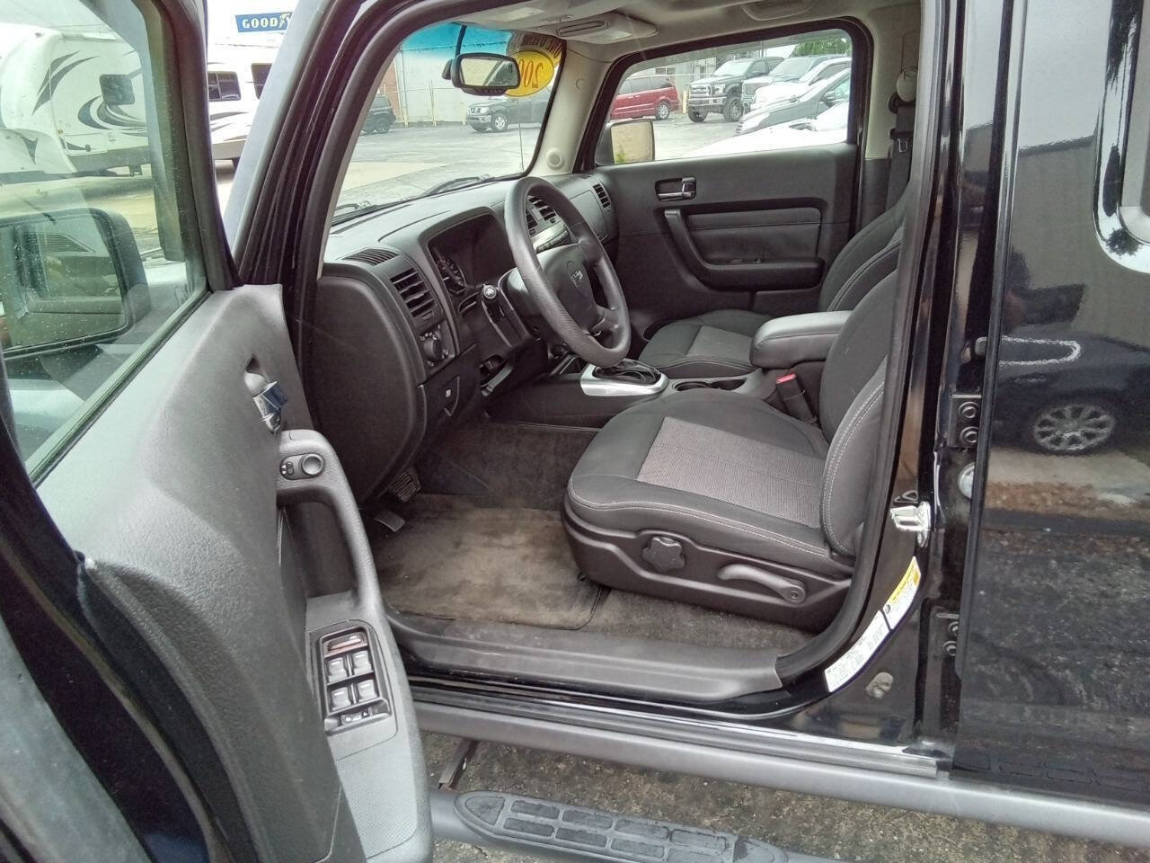 Used 2007 HUMMER H3 AWD/4WD image 13