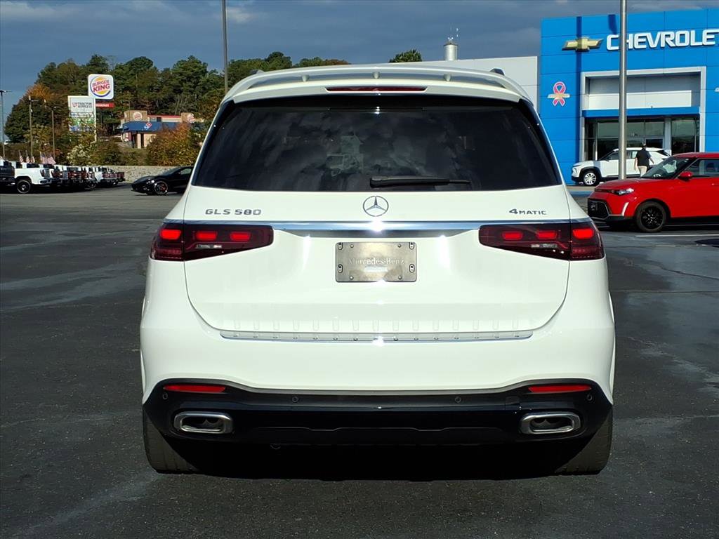 Used 2025 Mercedes-Benz GLS 580 GLS 580 4MATIC image 18