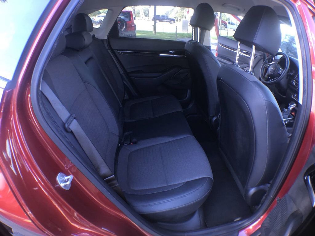 Used 2023 Kia Seltos S FWD image 21