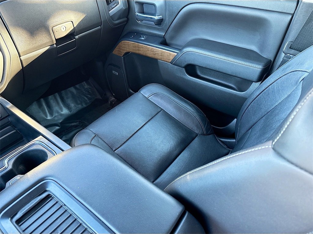 Used 2018 Chevrolet Silverado 1500 LTZ w/ Sport Package image 23