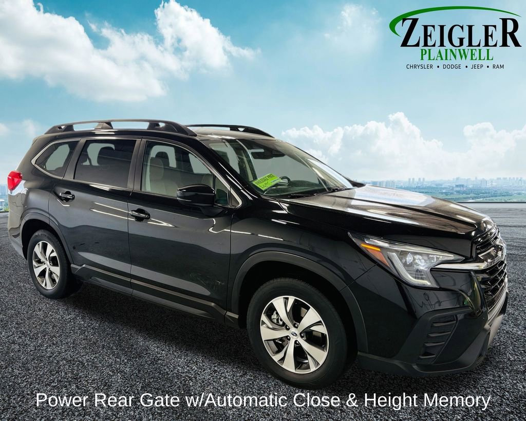 Used 2024 Subaru Ascent Premium w/ Convenience Package image 10