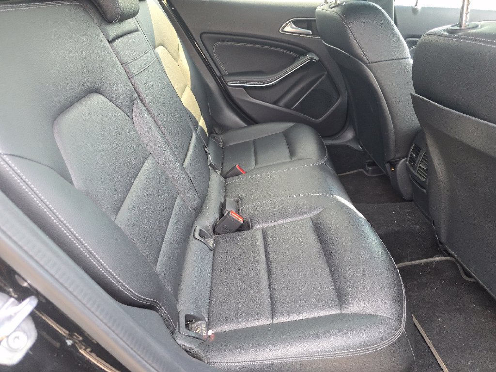 Used 2020 Mercedes-Benz GLA 250 image 17