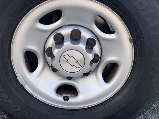 Used 2018 Chevrolet Express 3500 LS RWD image 28