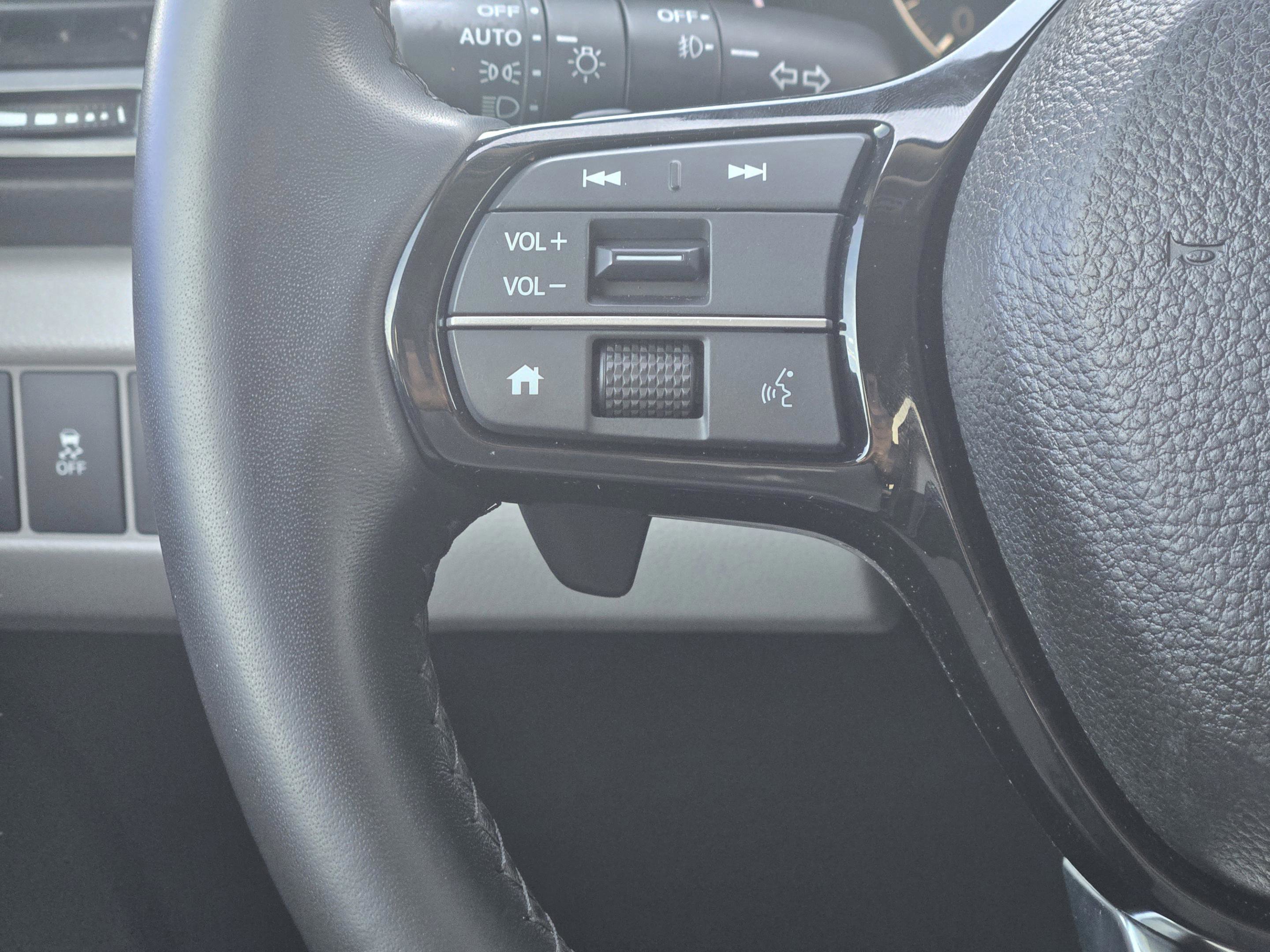 Used 2023 Honda Pilot EX-L image 22