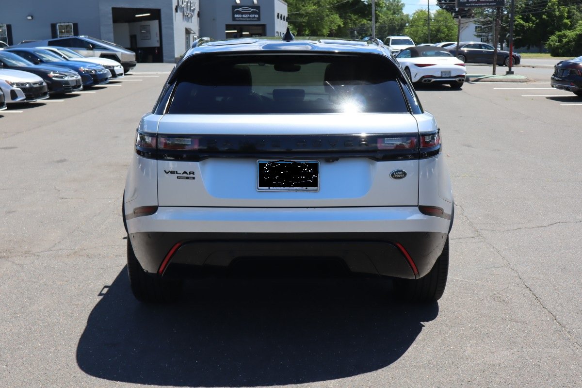 Used 2019 Land Rover Range Rover Velar R-Dynamic SE AWD/4WD image 7