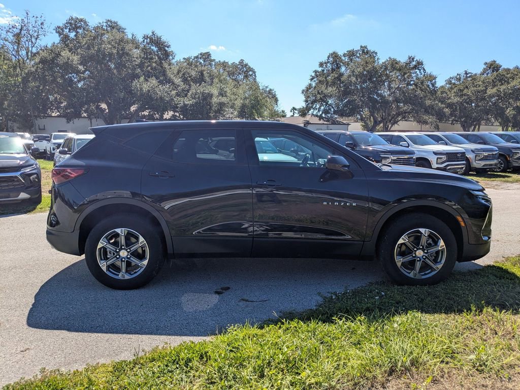 New 2024 Chevrolet Blazer LT w/ Driver Confidence Package image 20