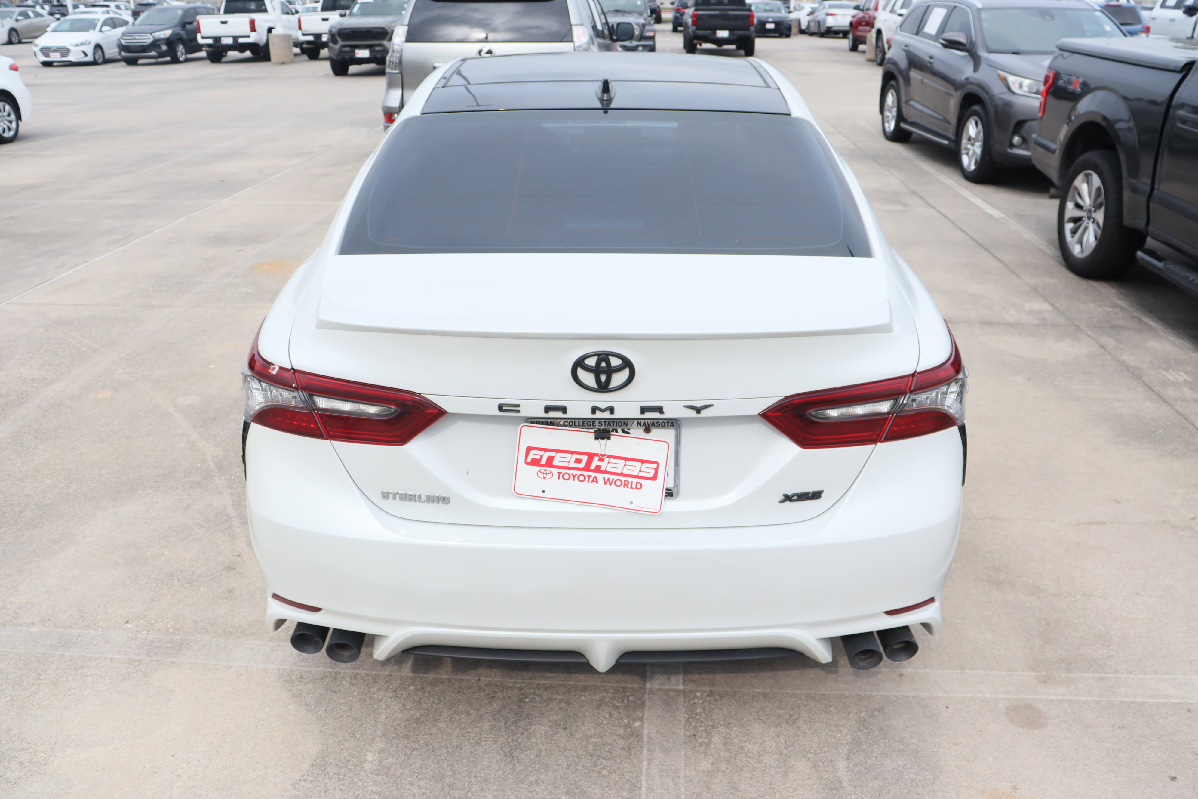 Used 2021 Toyota Camry XSE FWD image 8