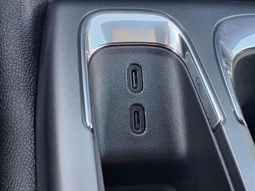 New 2026 Chevrolet Equinox EV LT image 6