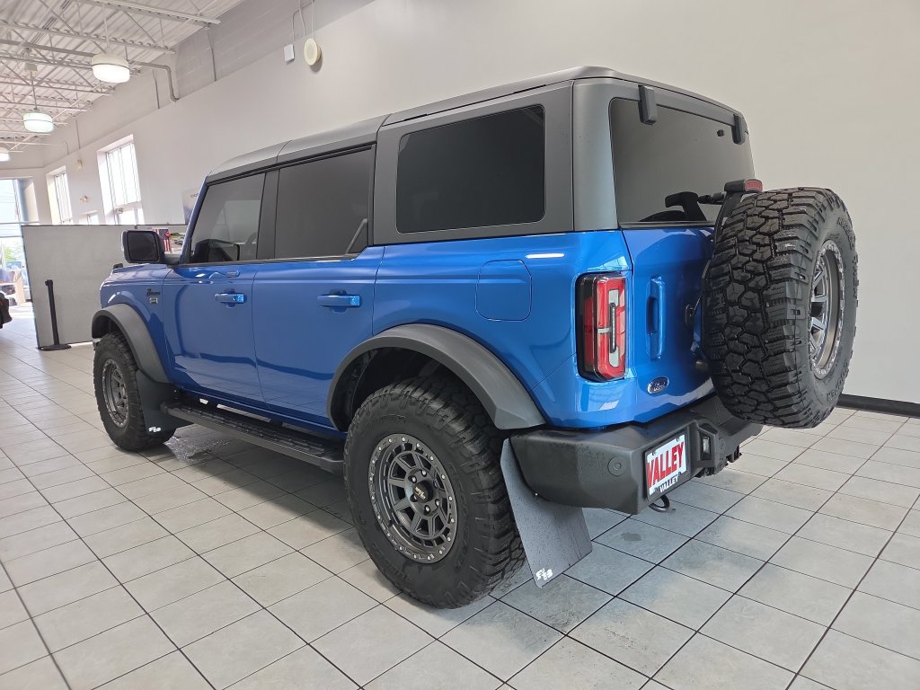 Used 2023 Ford Bronco Outer Banks AWD/4WD image 9