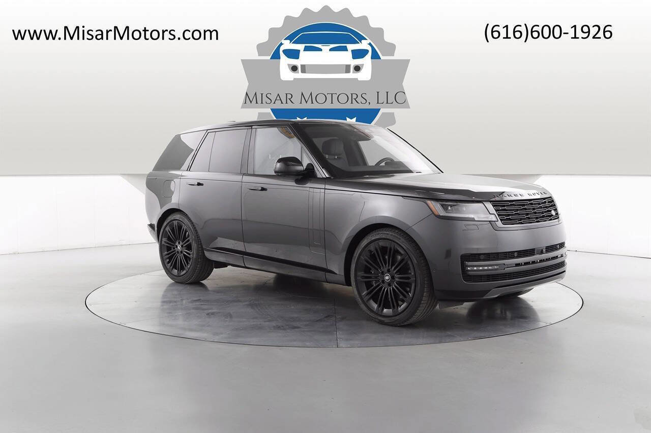 Used 2023 Land Rover Range Rover SE image 1