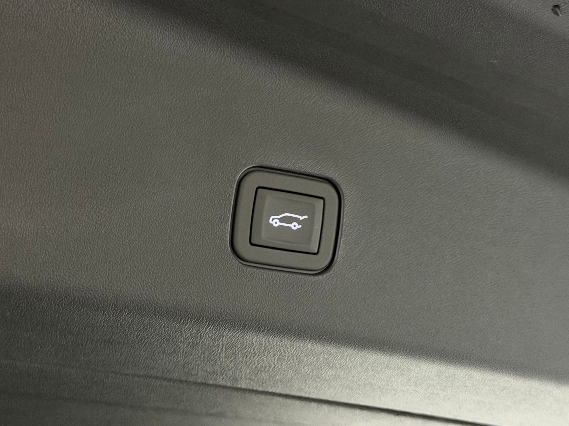 New 2026 Cadillac Vistiq Luxury AWD/4WD image 47
