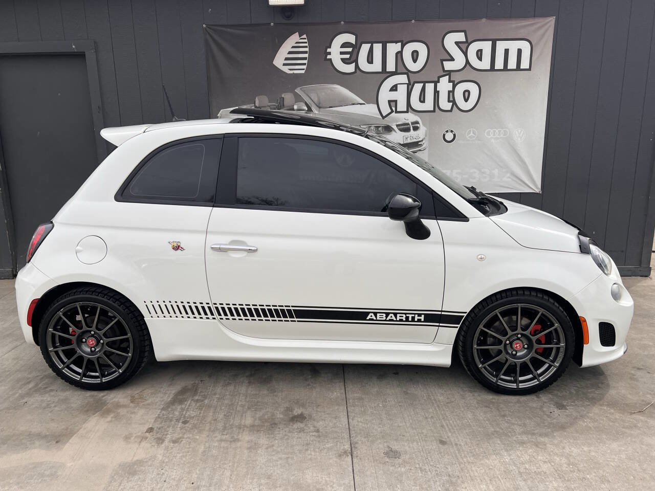 Used 2014 FIAT 500 Abarth w/ Comfort/Convenience Group image 11