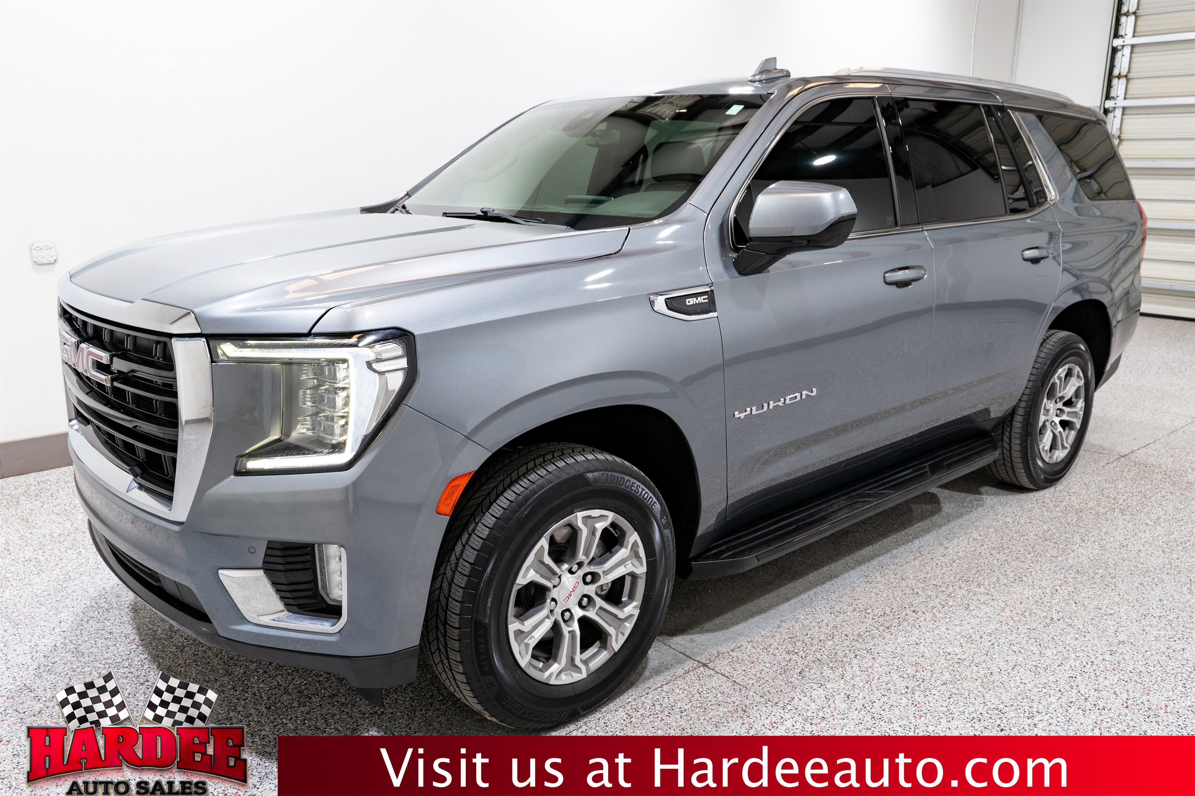 Used 2022 GMC Yukon SLE RWD image 2