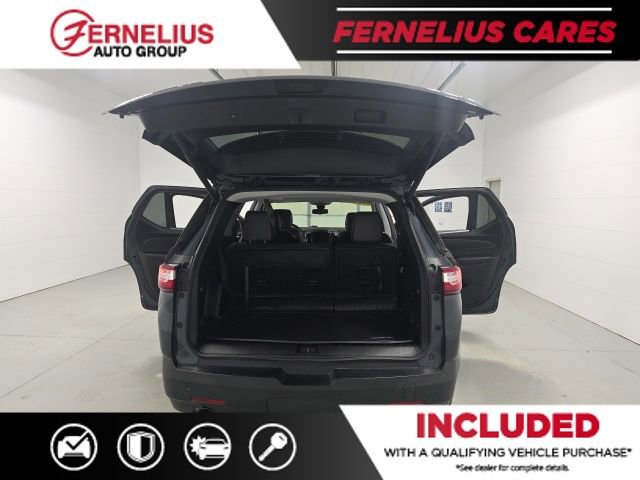 Used 2021 Chevrolet Traverse RS w/ LPO, Floor Liner Package AWD/4WD image 12