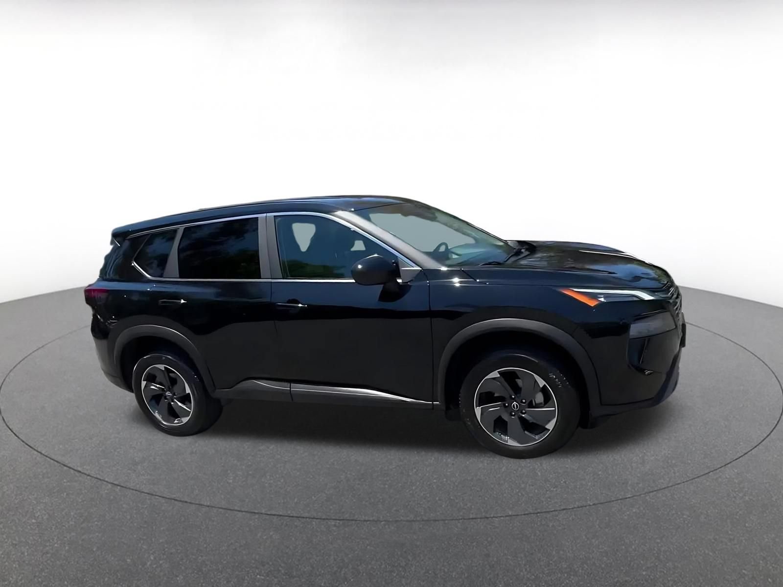 Used 2025 Nissan Rogue SV FWD video 2