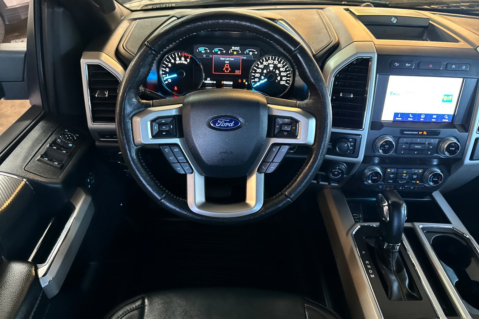 Used 2020 Ford F150 Lariat w/ Equipment Group 502A Luxury AWD/4WD image 14