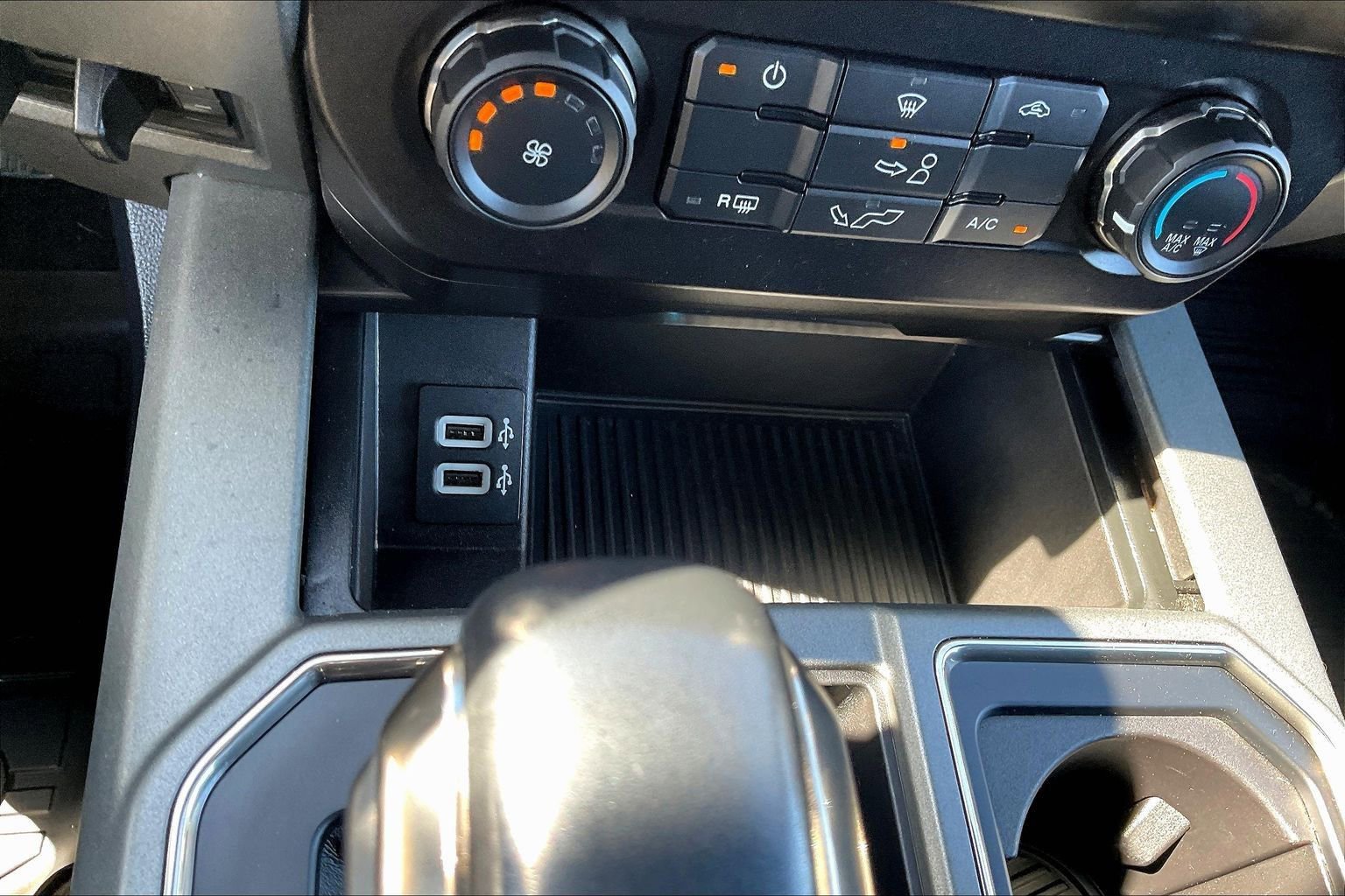 Used 2019 Ford F150 Raptor AWD/4WD image 32
