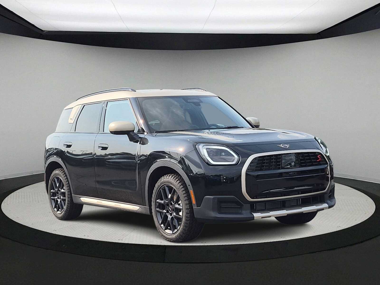 New 2027 MINI Cooper Countryman S w/ Comfort Package Max AWD/4WD image 2