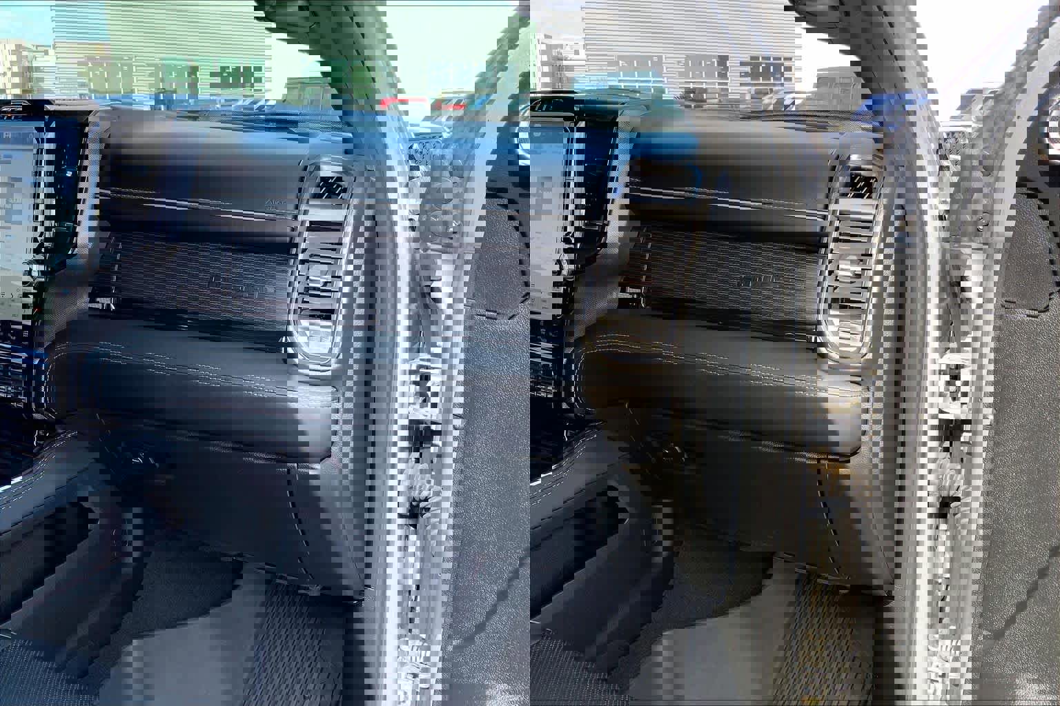 Used 2022 RAM 3500 Limited image 18