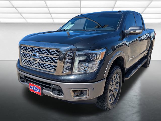 Used 2019 Nissan Titan Platinum Reserve image 28