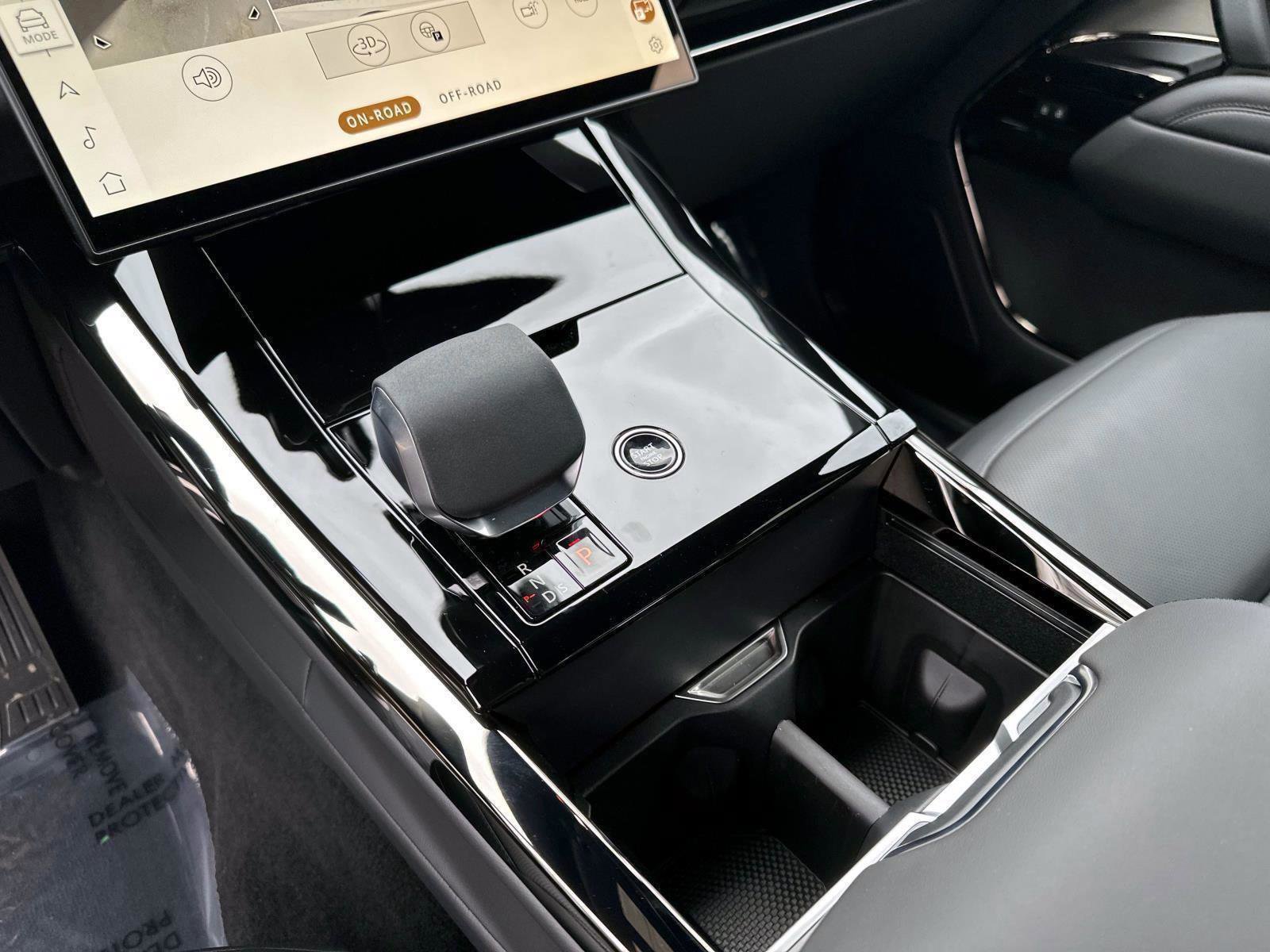 New 2025 Land Rover Range Rover Sport Dynamic SE image 19