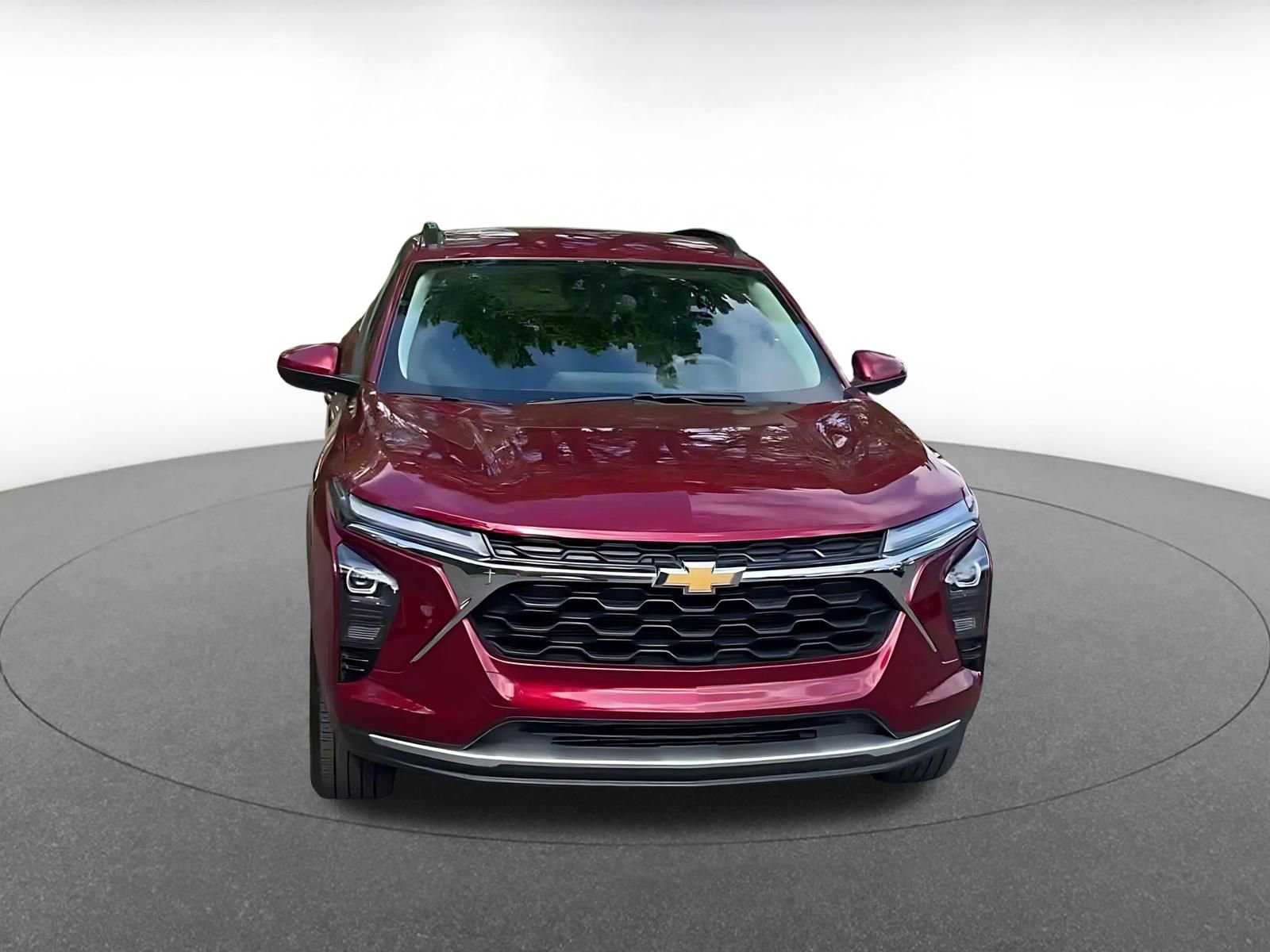 Used 2025 Chevrolet Trax LT image 4