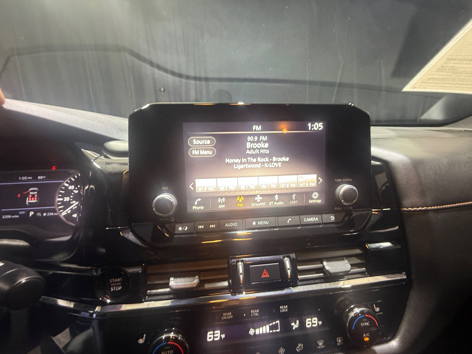 Certified 2025 Nissan Pathfinder Rock Creek image 29